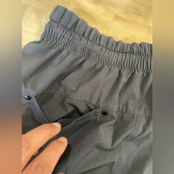 Lululemon Women's Black Shorts - Picture 8 of 8